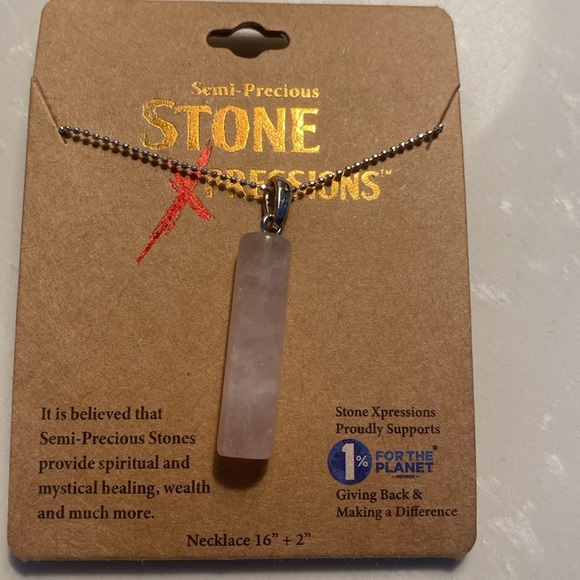 Rose quartz silvertone adjustable necklace. 16-18 in promotes love harmony NWT - Picture 3 of 4